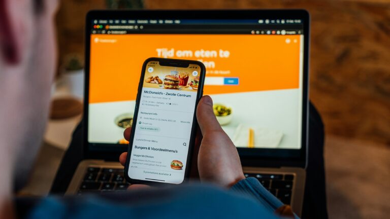 7 raisons d’adopter la commande en ligne dans votre restaurant