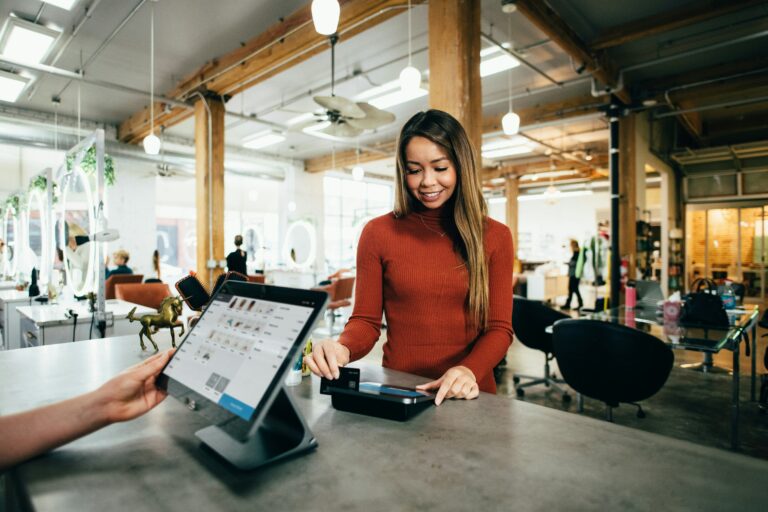 Caisse enregistreuse connectée pour restaurants multi-sites