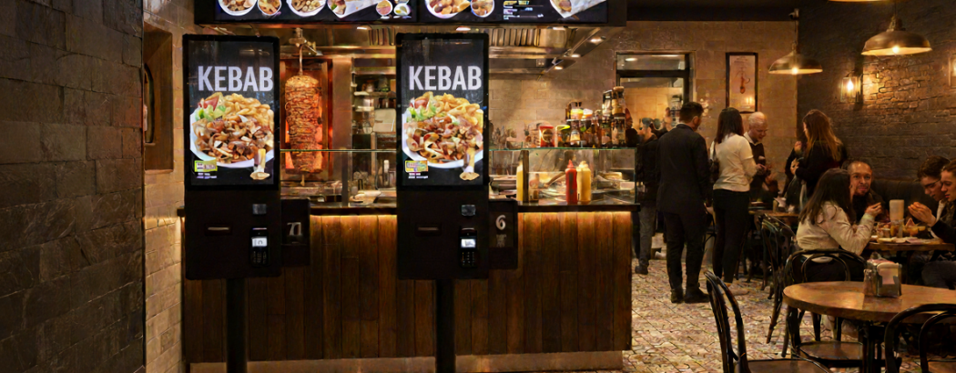 Comment intégrer une borne de commande en restaurant kebab