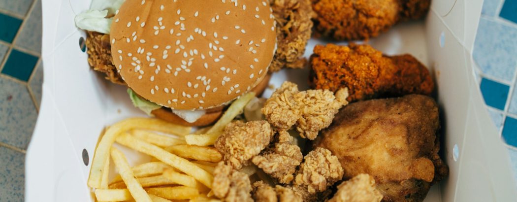 La box du peuple à 10 euros, chez les fast food du peuple